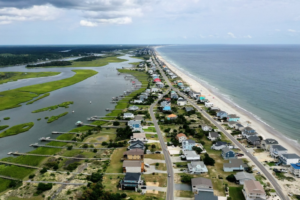 Oceanfront properties in Oak Island